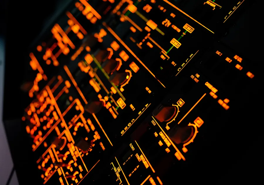 Overhead Panel 클로즈업